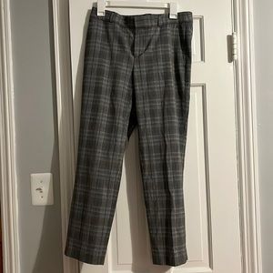 Banana republic Avery dress pants. Size 2. Straight leg